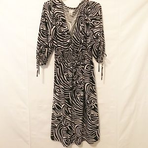 Sharon Max Dress Size Small EUC